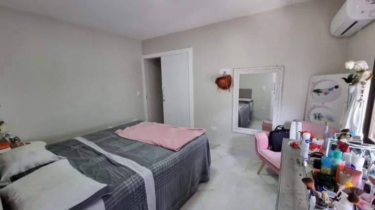 Imagem PITANGUEIRAS - MARAVILHOSO APTO. Á VENDA, TOTALMENTE REFORMADO, 02 VAGAS, 03 DORM. (02 SUÍTES).