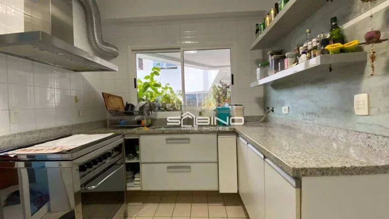 Imagem Apartamento Beira Mar à Venda na Riviera, com 4 suítes sendo uma de funcionária 186m² de área útil