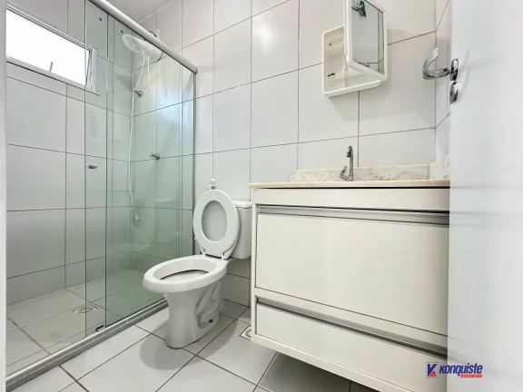Imagem VENDO CASA 3/4 SENDO UMA SUÍTE -CONDOMÍNIO -SIM