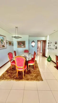 Imagem Apartamento de 4 quartos duas suítes, 4 vagas frente mar em à venda, Praia de I
