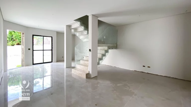 Imagem INCRÍVEL TRIPLEX 160 m² com 3 quartos sendo 1 suíte, 3 vagas de garagem à venda por R$ 1.150.000 no prestigiado JARDIM SOCIAL - Curitiba/PR