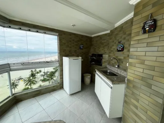 Imagem Oportunidade unica apartamento com 4 suites 3 vagas de garagens à venda frente mar Ocian.