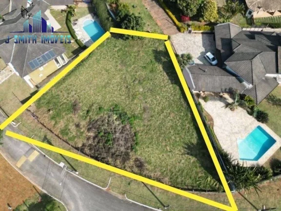 Imagem Lote 1.153,50 m², limpo, alto e com vista! Cond. fechado Alto Padrão.
