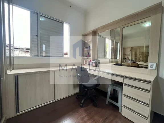 Imagem Casa Geminada para Venda em Belo Horizonte, Planalto, 3 dormitórios, 1 suíte, 3 banheiros, 2 vagas
