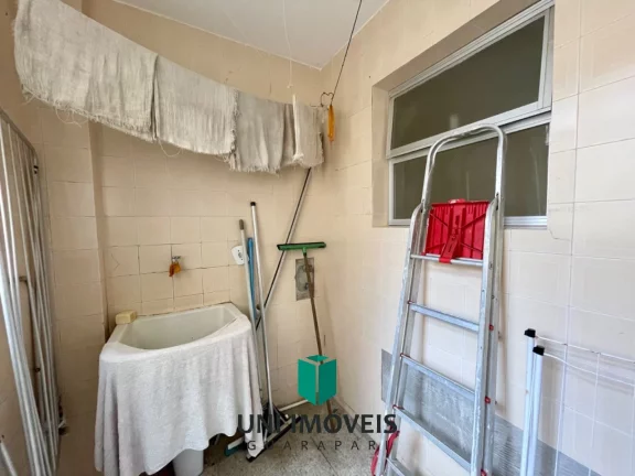 Imagem Apartamento Beira Mar a venda na Praia do Morro 140m², 5 quartos/3 suítes, excelente investimento.