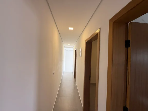 Imagem Casa Semi Mobiliada à Venda com Piscina e Suíte Nova Jaguarí