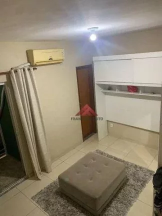 Imagem Casa com 2 dormitórios à venda, 80 m² por R$ 200.000,00 - Jardim Catarina - São Gonçalo/RJ