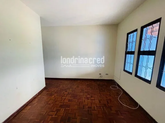 Imagem Casa à venda na Zona Norte de Londrina com 3 quartos, sala e cozinha integradas, 1 vaga de garagem, 73,25m² construídos em terreno de 137,50m²