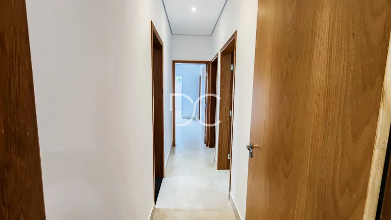 Imagem Ibiti Royal Park - Venda Casa Térrea | AT 250m² | AC 160m² | 3 Dorm | 1 Suíte | 4 Banheiros | 4 Vagas