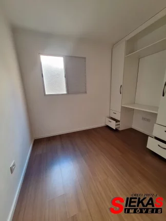Imagem Casa para locação em São Paulo-SP, bairro Carrão: 2 quartos, 2 suítes, 1 sala, 3 banheiros, 1 vaga de garagem, 65m² de área.