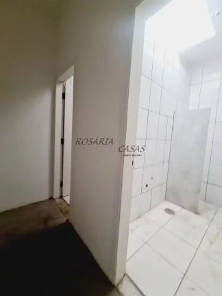 Imagem FRADIQUE SOBRELOJA 200m2