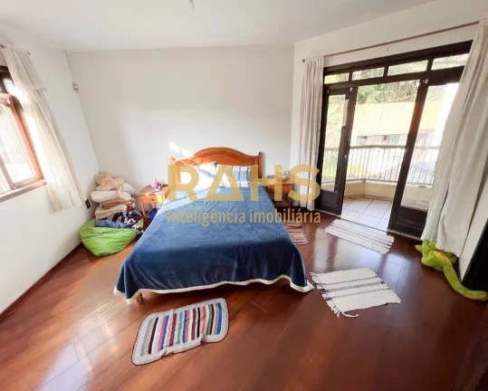 Imagem Casa no Bairro Costa e Silva, averbada com 221 m2 de área construida Ótima casa averbada no Bairro...