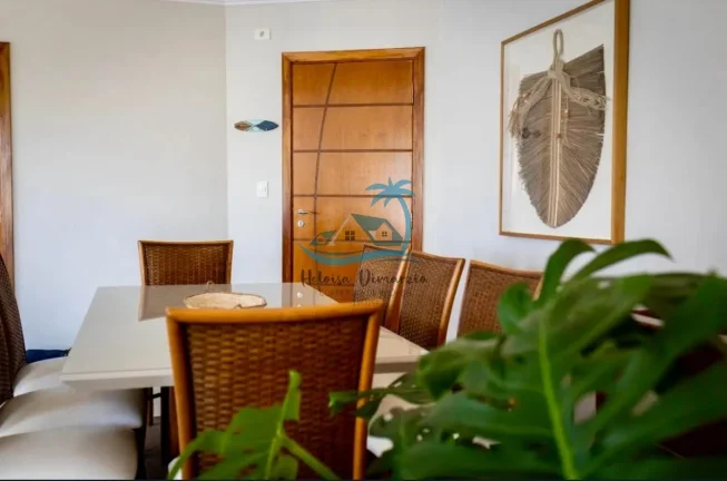 Imagem Apartamento cobertura duplex com 4 dormitórios a venda em localização privilegiada a 2 quadras da orla de Itaguá em Ubatuba.