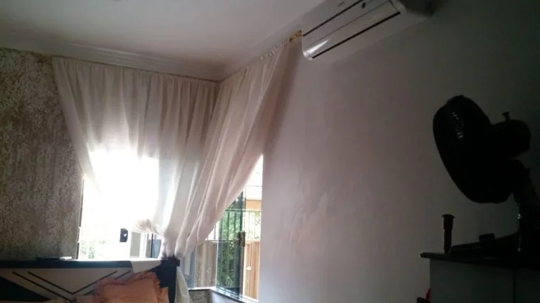 Imagem Casa Usada para Venda em Sarandi, Parque São Pedro, 2 dormitórios, 1 suíte, 2 banheiros, 1 vaga