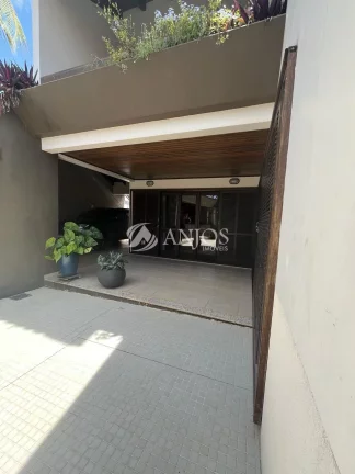 Imagem CASA Á VENDA, ALTO PADRÃO, PARA FINS COMERCIAIS, SETOR COMERCIAL, SINOP - MT