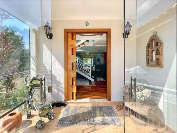 Imagem Casa em Condomínio a Venda no bairro Granja Viana - Carapicuíba, SP