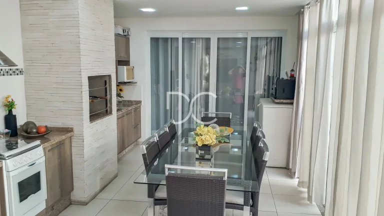 Imagem Ibiti Royal Park - Venda Sobrado | AT 275 m² | AC 261 m² | 3 Suítes | 5 Banheiros | 4 Vagas