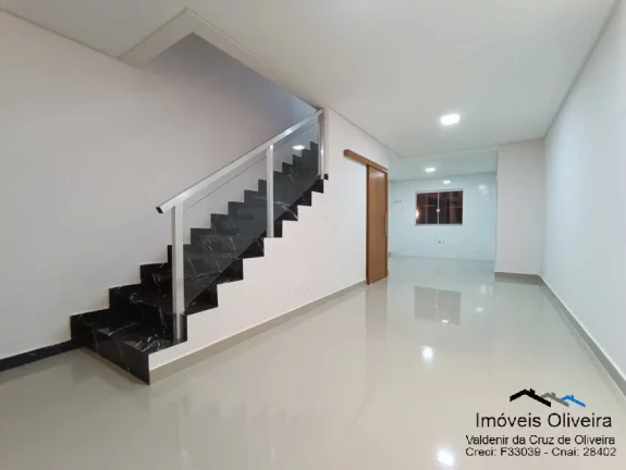 Imagem Sobrado com 1 Suíte + 2 Quartos por R$ 440.000,00