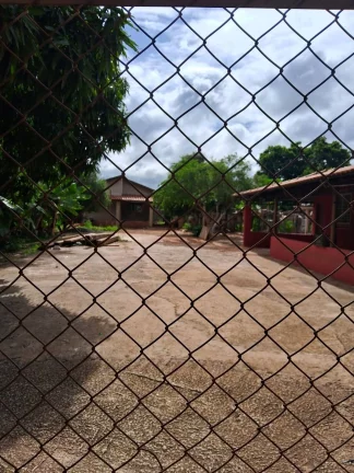 Imagem ALUGA-SE LINDA CHÁCARA TODA DE LAGE AREA EM L