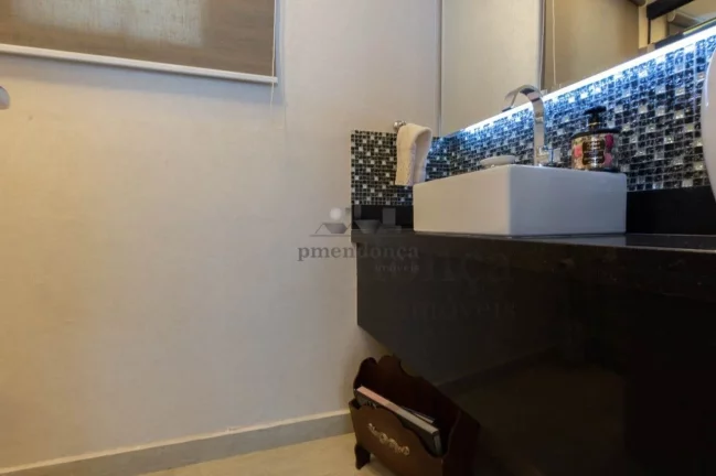 Imagem Higienopolis Apartamento Duplex com 3 suo­tes e 4 vagas, 170m
