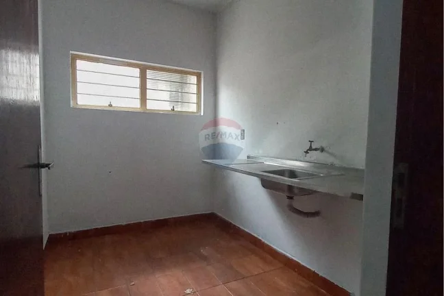 Imagem Galpão para Locação 180 metros Jardim Gutierres– Sorocaba