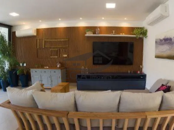 Imagem Casa em Juquehy á 80 metros do mar