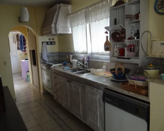 Imagem Apartamento á venda no Guarujá na Praia das Pitangueiras.