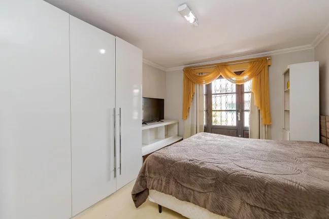 Imagem Sobrado 3 quartos no Guaíra