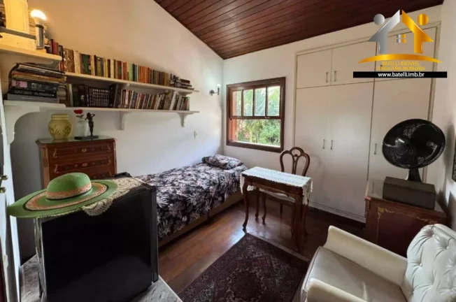 Imagem Casa à venda no condomínio Petit Village na Granja Viana - Batelli Imóveis
