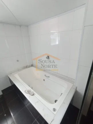 Imagem Chácara, 8.000m² de terreno, 4 dormitórios, sendo 3 suítes, sala, cozinha, lavanderia, lago, cam...