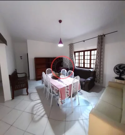 Imagem CASA COM 4 QUARTOS AREA GOURMET ,1 FLAT INDEPENDENTE , LAVANDERIA, AMPLO JARDIM E ESTACIONAMENTO ,ACEITA PERMUTA DE IMOVEIS