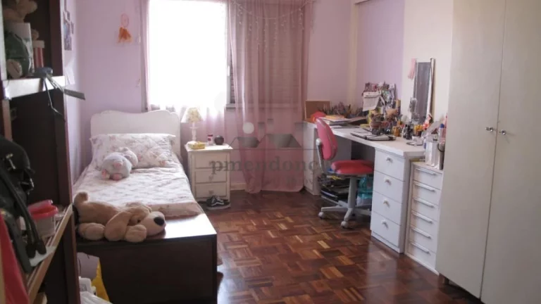 Imagem Apartamento à venda na Vila Madalena com 4 quartos (1 suíte ) e 2 vagas, 201m2