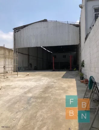 Imagem Galpão para Locação em Rio de Janeiro / RJ no bairro Freguesia (Jacarepaguá)