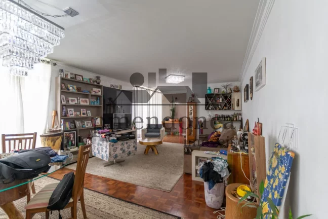 Imagem Apartamento na Rua Cardoso de Almeida com 3 quartos e 2 vagas, 140m²