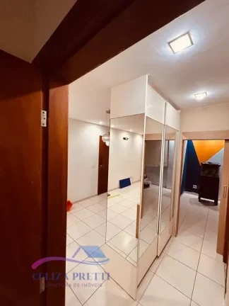 Imagem Localização Premium Situado no cobiçado bairro Praia da Costa, com vista deslumbrante para o Convento da Penha, o maior ponto turístico de Vila Velha.