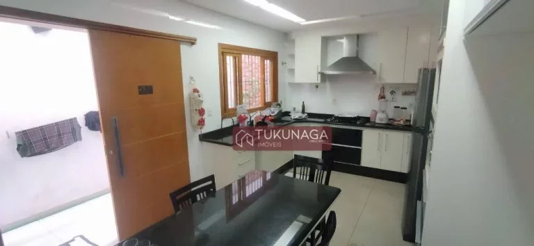 Imagem Sobrado à venda, 200 m² por R$ 550.000,00 - Jardim Adriana - Guarulhos/SP