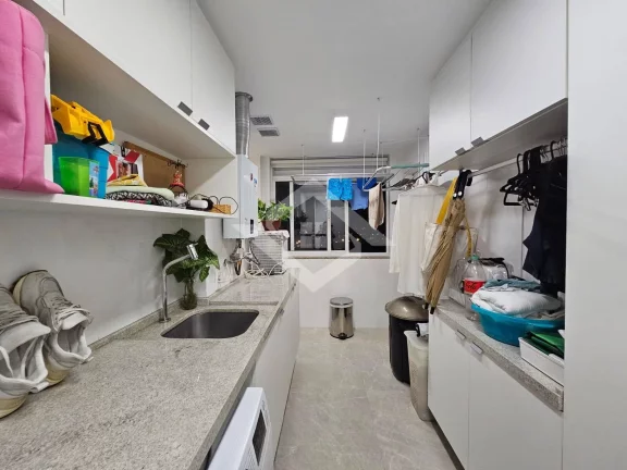 Imagem Apartamento Majestic: Luxo e Conforto em Andar Alto com Vista Exclusiva