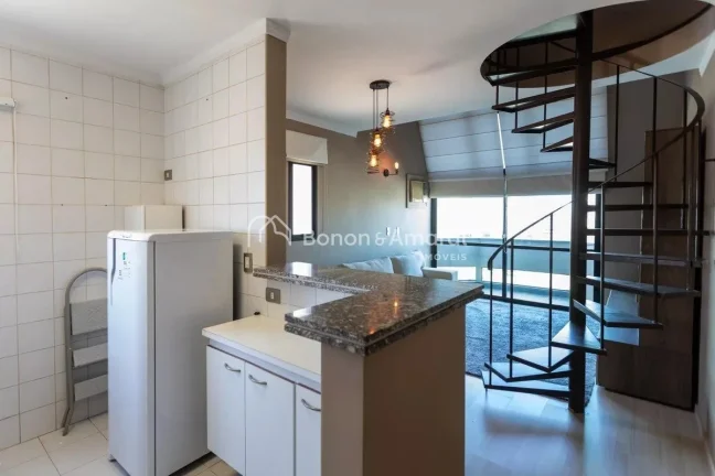 Imagem Localizado em Campinas, este apartamento mobiliado oferece uma experiência de moradia confortável ...