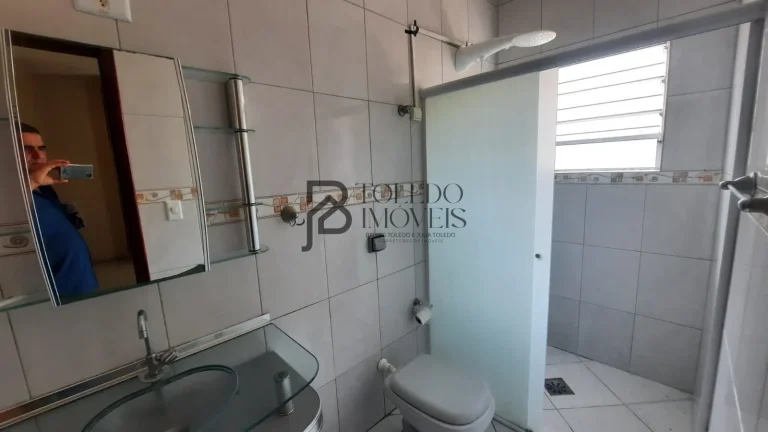 Imagem Casa com 2 Dormitórios sendo 1 suíte no bairro Canto do Forte - Praia Grande