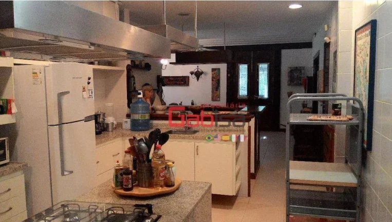 Imagem Casa com 4 dormitórios à venda, 200 m² por R$ 2.700.000,00 - Porto Belo - Armação dos Búzios/RJ