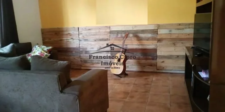 Imagem Casa à venda no bairro Parque das Arvores - Guaratinguetá/SP