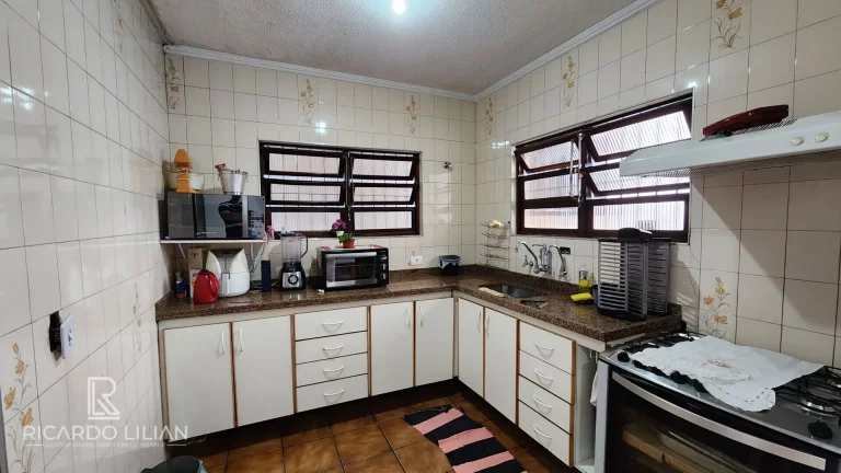 Imagem Sobrado Exclusivo no Paraventi: Conforto, Elegância e Localização Privilegiada!