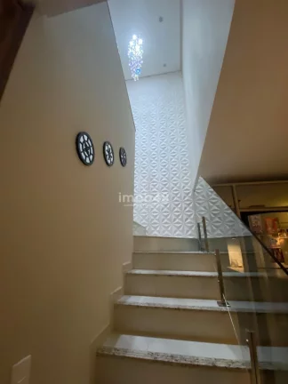 Imagem Sobrado em Forquilhas - 3 Dormitórios, 95m² por R$ 525 mil