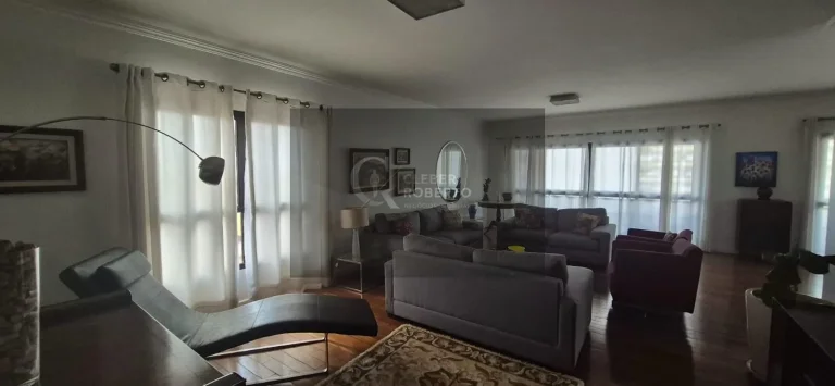 Imagem Apartamento com 4 Quartos e 6 banheiros à Venda, 318 m² por R$ 750.000