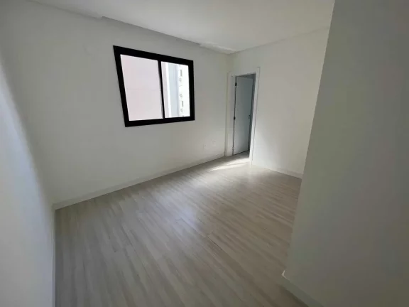Imagem Apartamento com 4 suítes e 3 vagas de garagem em - Meia Praia - Itapema/SC