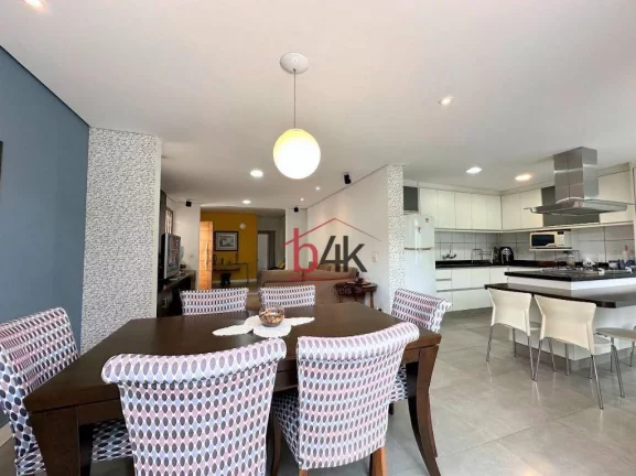 Imagem Casa à venda com 3 suites na Vila Sonia - Jardim Jussara.