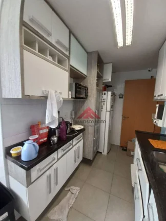 Imagem Varandão,salão.04 quartos 03 vagas na escritura,em um magnifico apartamento no miolo do inga,na presidente pedreira,todo mobiliado,inclusive ficam os