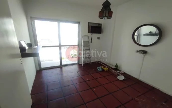 Imagem Cobertura com 3 dormitórios à venda - Centro - Cabo Frio/RJ
