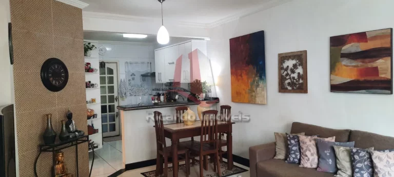 Imagem Casa Duplex c/ 4 Dormitórios à Venda, 150 m² no Peró - Cabo Frio/RJ