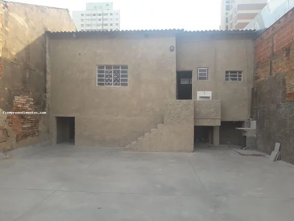 Imagem Casa para Venda em Limeira, Centro, 4 dormitórios, 2 banheiros